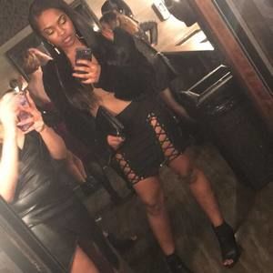 Meet your Posher, Mia